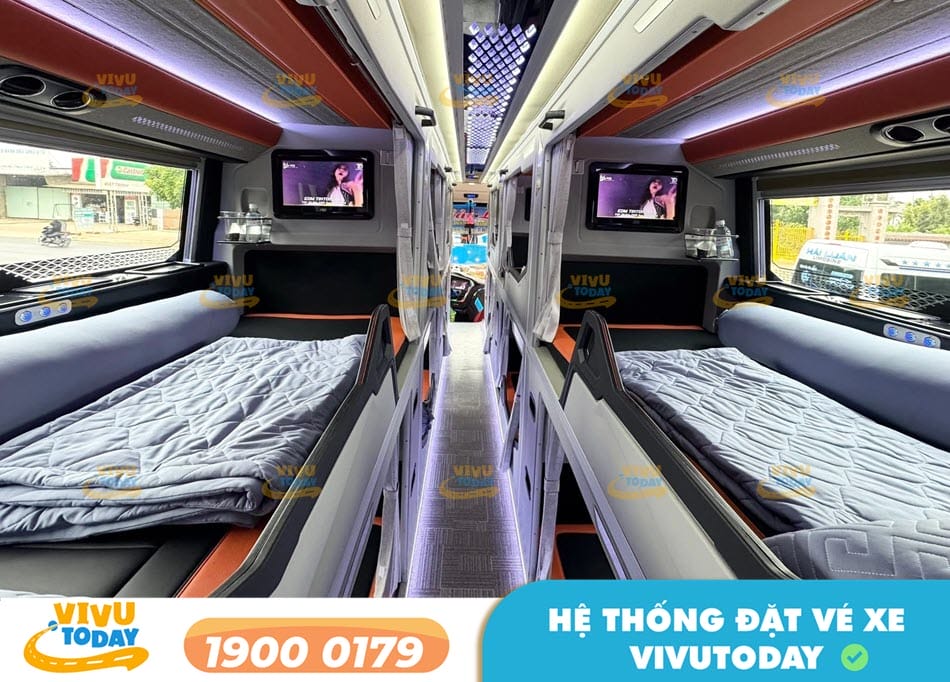 Nội thất xe Limousine 22 phòng Vip tuyến xe Hà Nội đi Đông Hà Quảng Trị