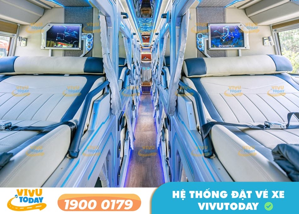 Dòng xe Limousine 24 phòng đôi trang bị nhiều tiện nghi