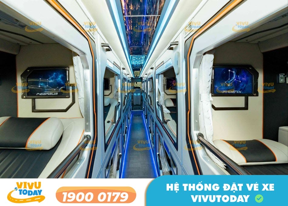 Xe Limousine 22 phòng đôi hiện đại tuyến xe Khánh Hòa - Bình Dương
