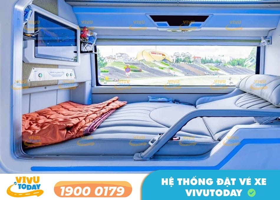 Xe Limousine 24 phòng đôi hiện đại tuyến xe Cà Mau đi Lâm Đồng